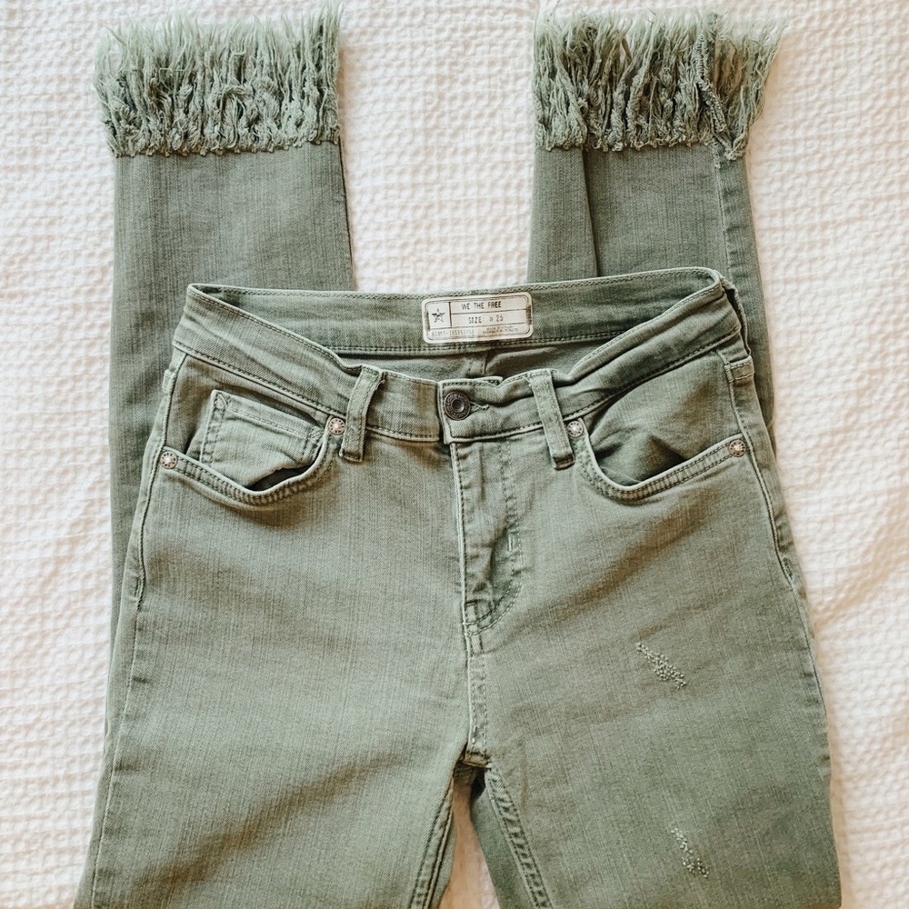 Free People Low-Rise Frayed Jeans